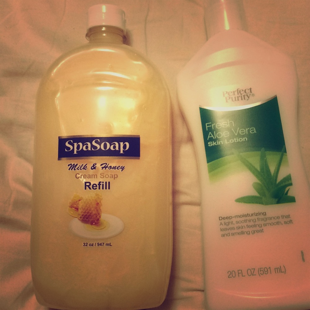Spa Soap and Fresh Aloe Vera Skin Lotion Deals